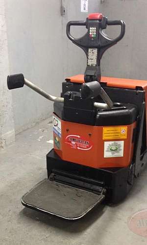 Empilhadeiras motorizadas Empilhadeiras motorizadas